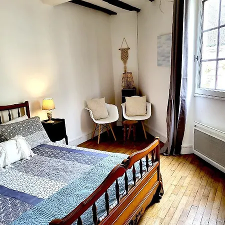Fontevraud Villa Holiday home *